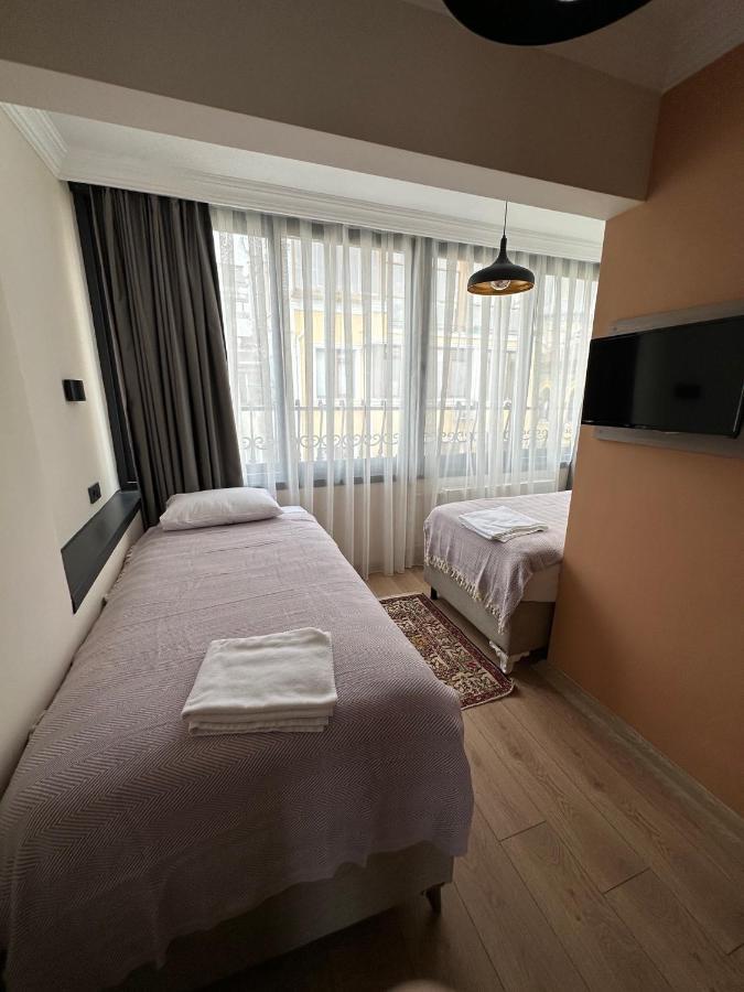 Terrace Guesthouse Istanbul Exterior photo