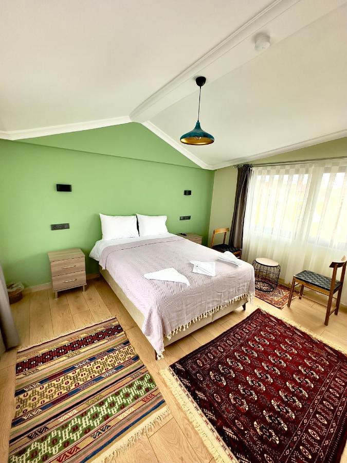 Terrace Guesthouse Istanbul Exterior photo